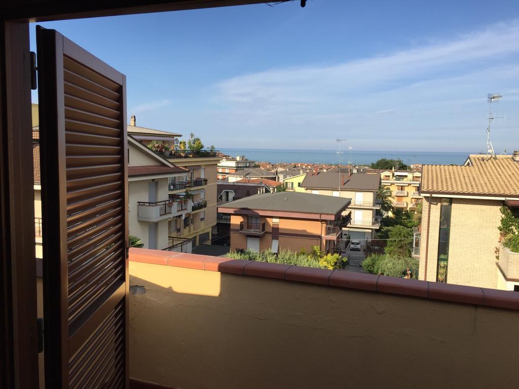 Mansarda Mare Apartamento Altidona Exterior foto